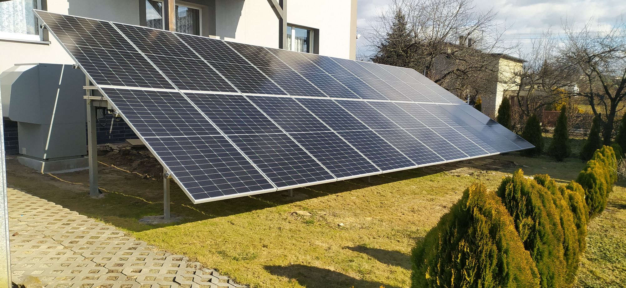 Fotowoltaika montaż na dachu Racibórz — Elektro-EKO