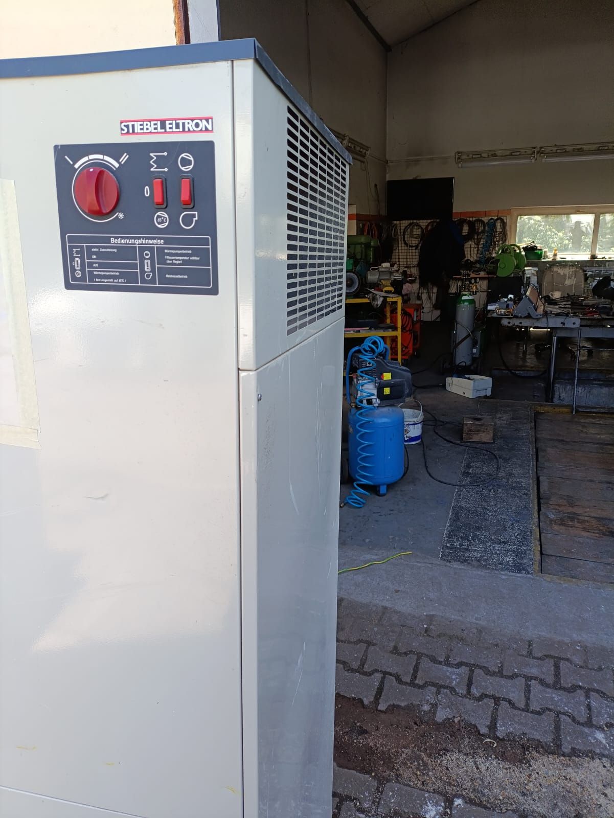 Bojler CWU z pompą ciepła — realizacja Elektro-EKO Czyżowice